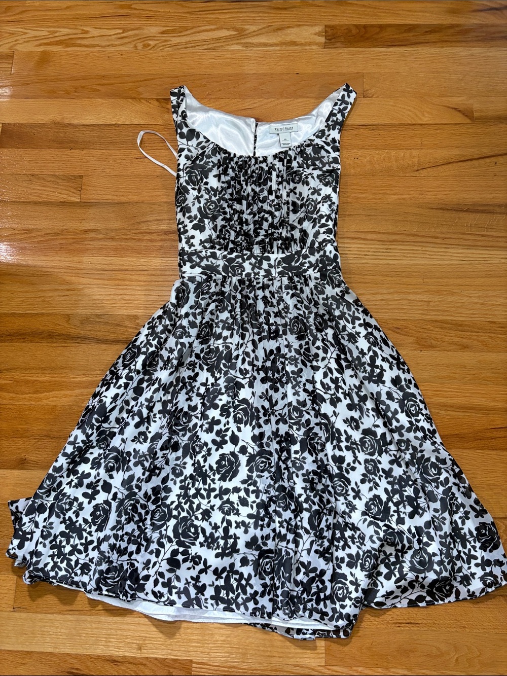White House Black Market Black and White Floral Dress